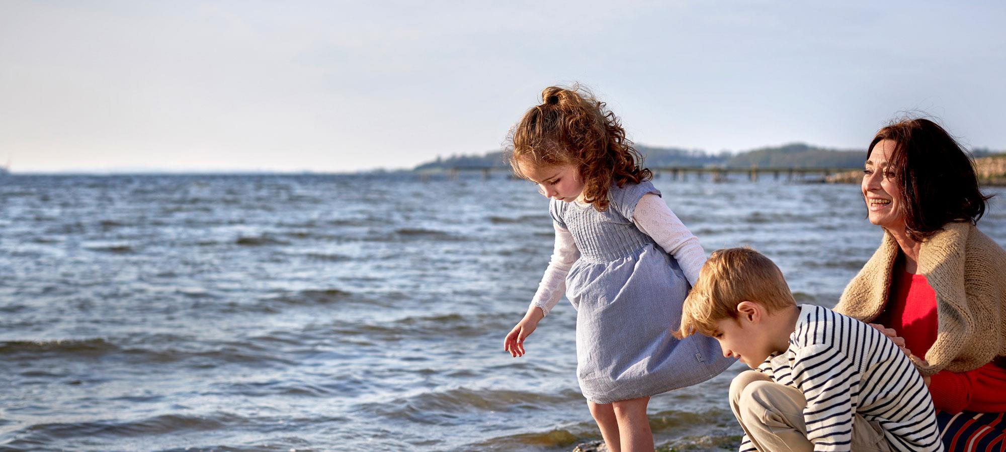 Reading with grandkids | Resound hearing aids