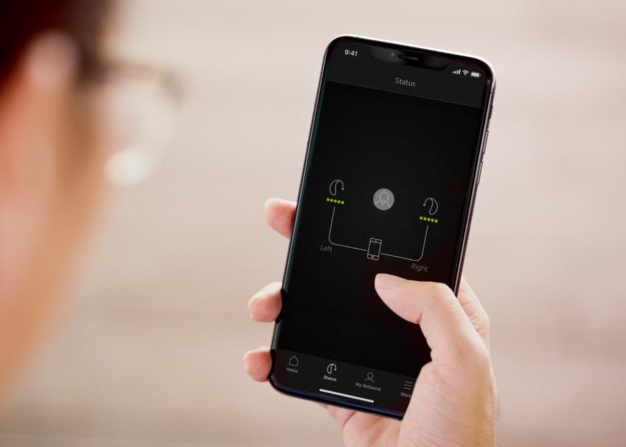 Monitor your battery status via Smart 3D app of our latest hearing aid with the most natural sound quality - ReSound ONE