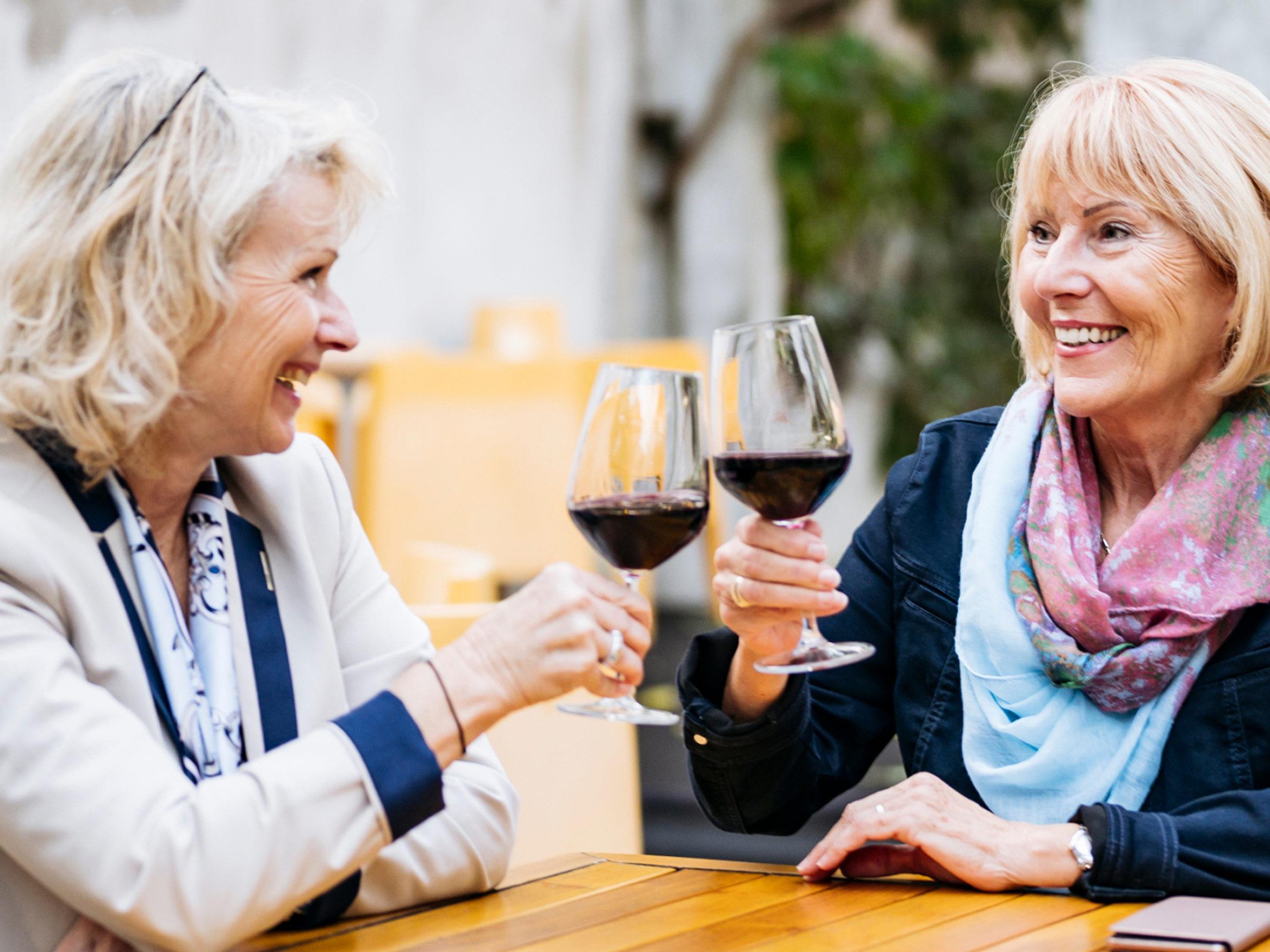 Vores nyeste høreapparat med den mest naturlige lydkvalitet på en restaurant – ReSound ONE